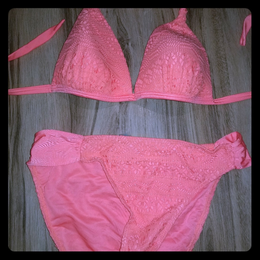 Bathing suit